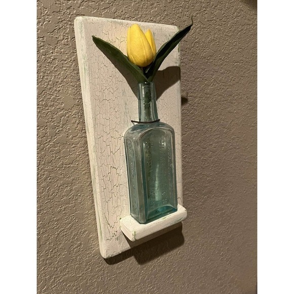 Aqua Blue CHAMBERLAIN’S Cough Remedy DES MOINES IA Medicine Bottle Tulip Folk - Picture 3 of 13